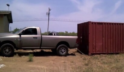 truck pull container