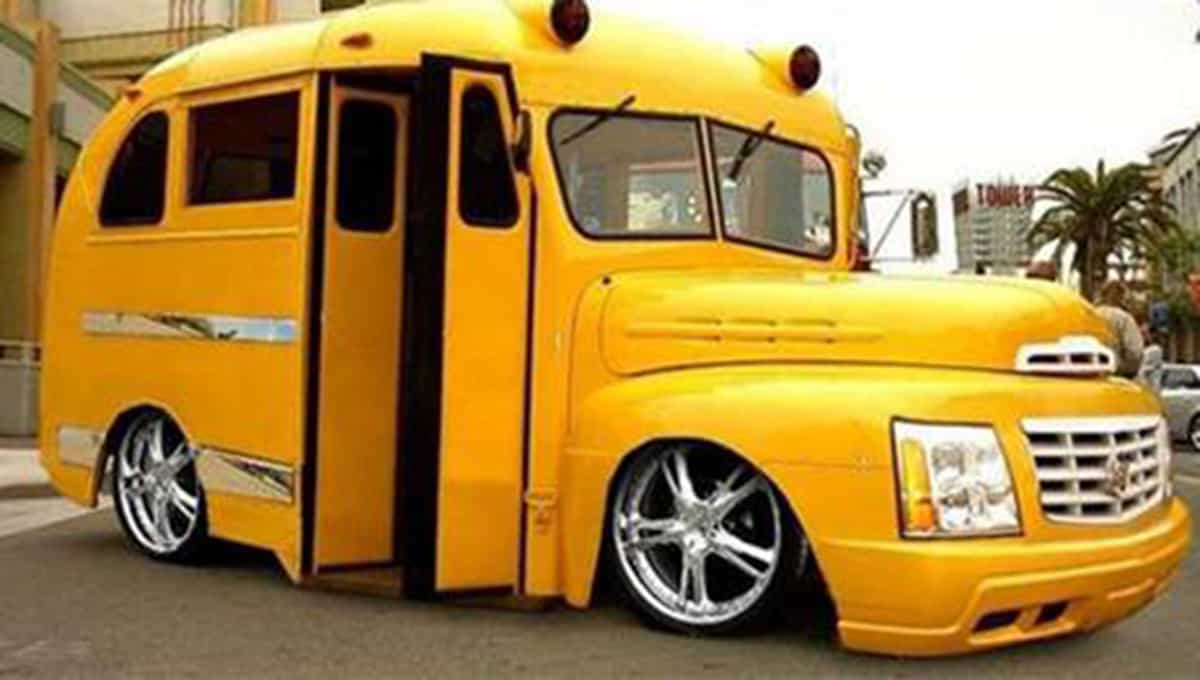 Escalade Bus(onallcylinders.com)