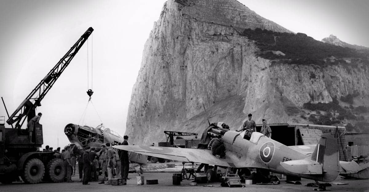 Supermarine Spitfire-Assembling Hawker Hurricane and Supermarine Spitfire