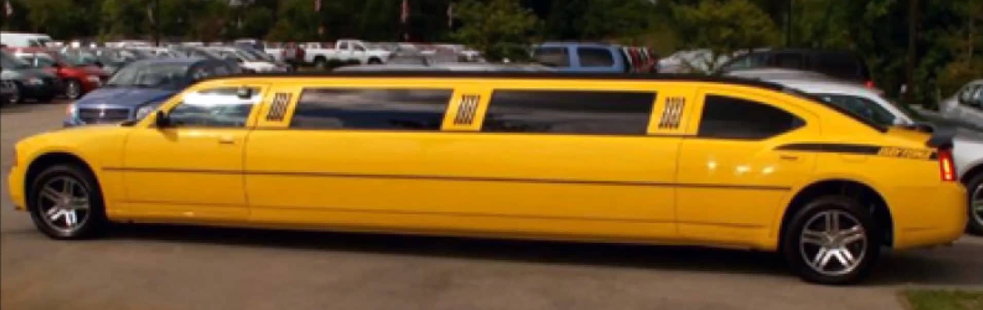 Charger Limo(Auto Blog)