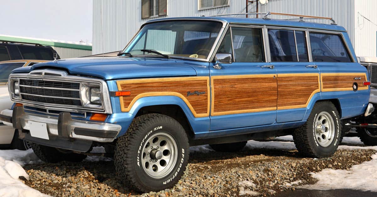 Jeep_Grand_Wagoneer_001