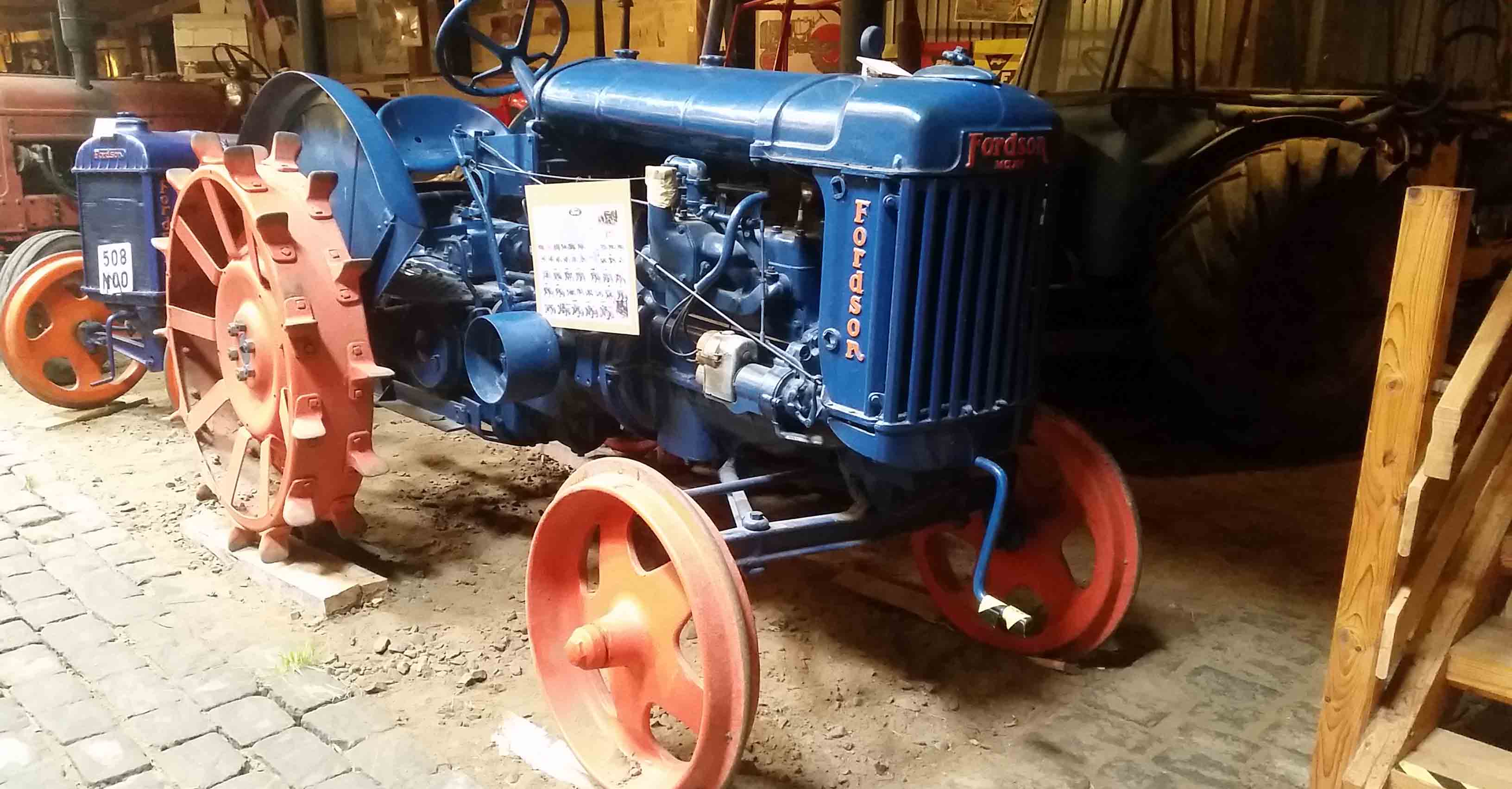 Fordson_major_E27N