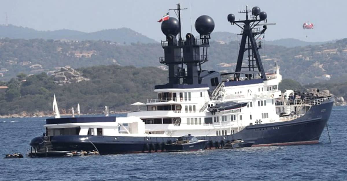 Robert De Niro Yacht