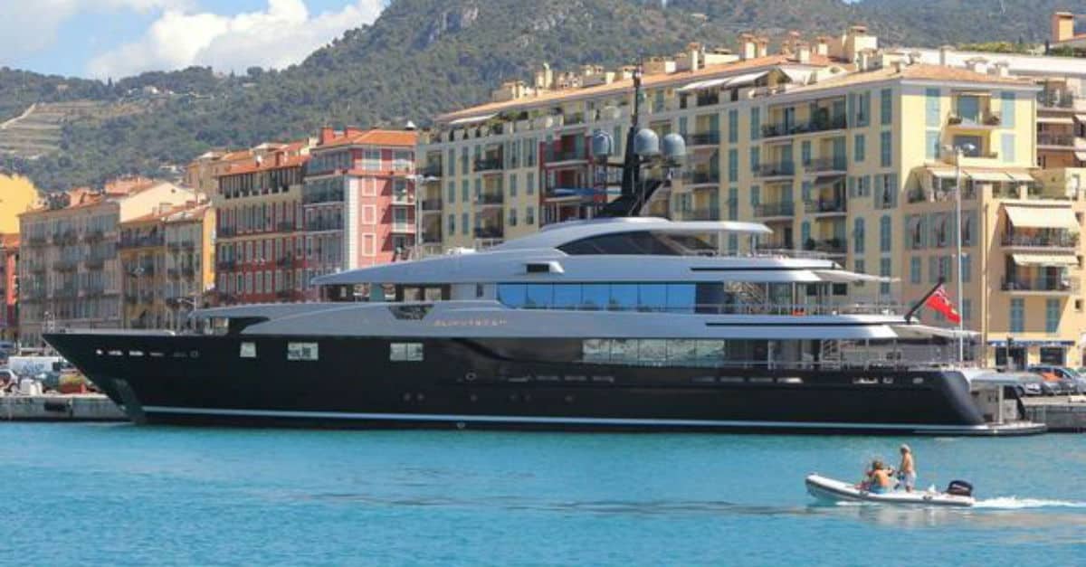 Simon Cowell Yacht