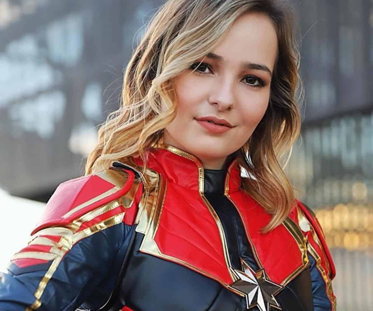 Captain Marvel(OMG cosplay)