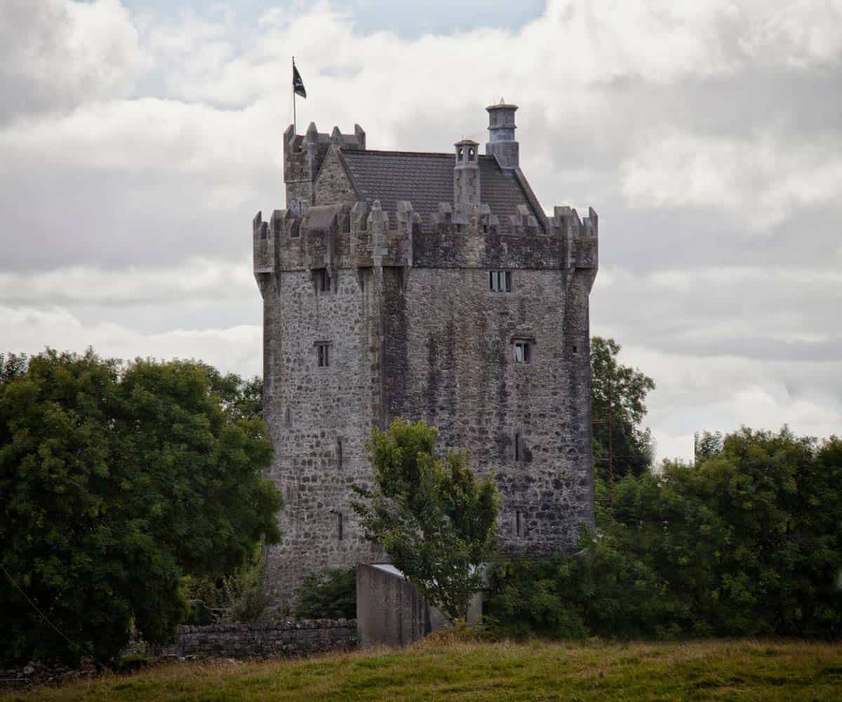 A Castle In Ireland(Air Bnb)