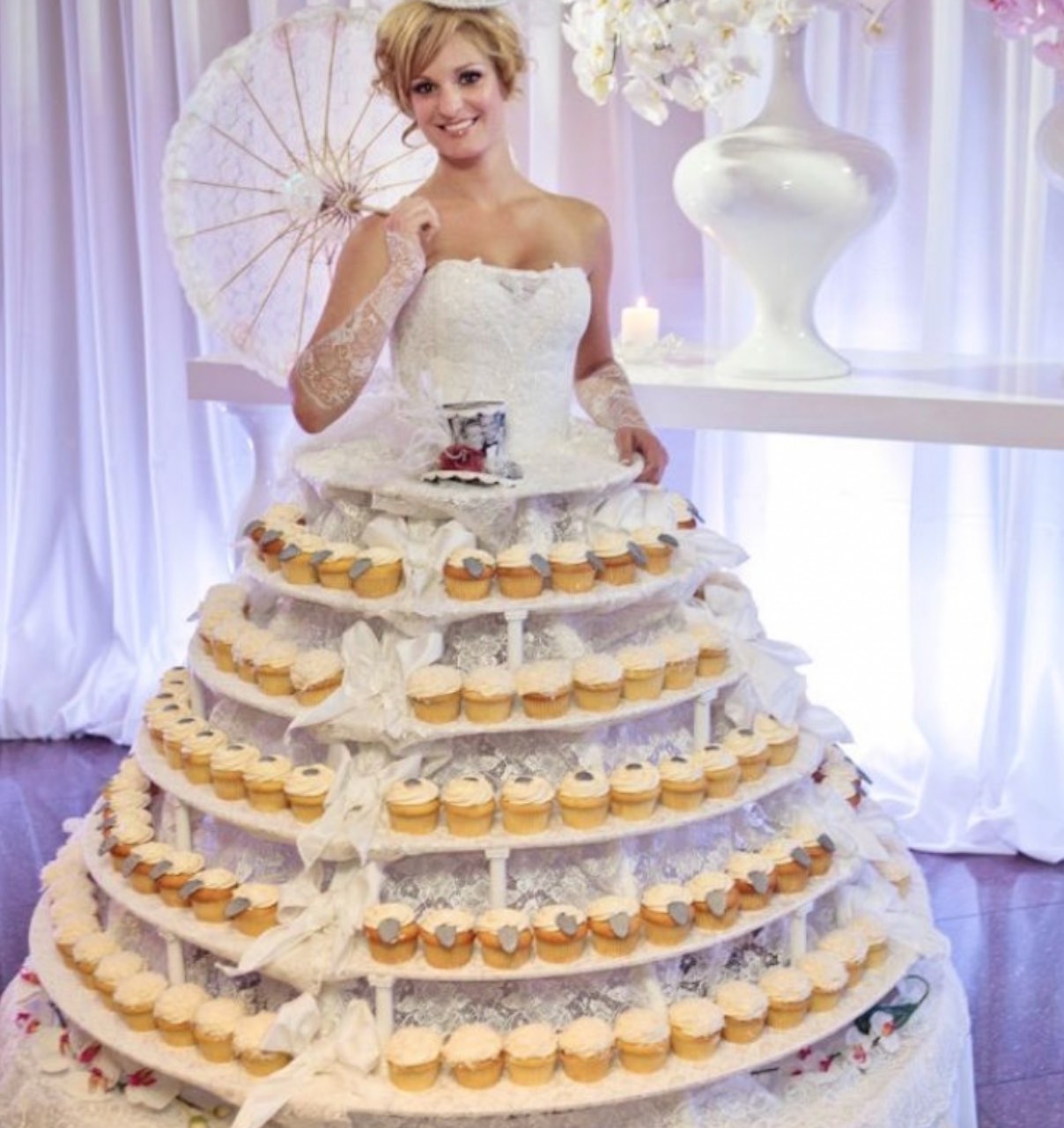 27 Wedding Dresses That Shocked Their Guests Page 10 of